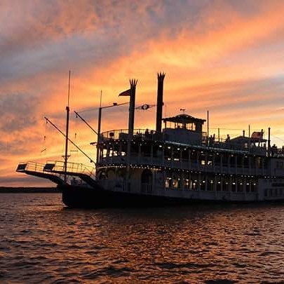 Historic Paddlewheelers: Riverboat Traditions Revisited
